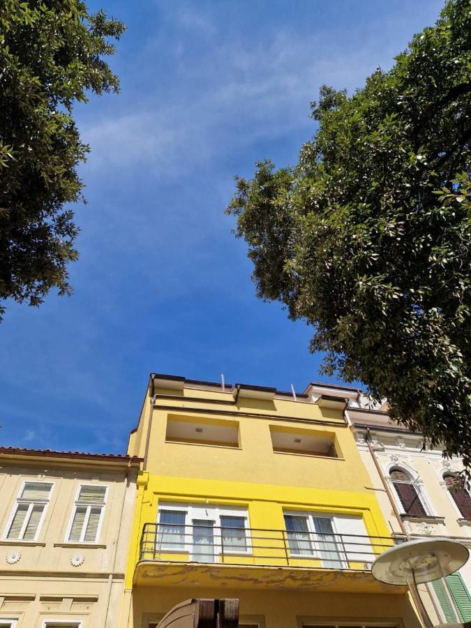 Rooftop Apartment Цриквениця Екстер'єр фото